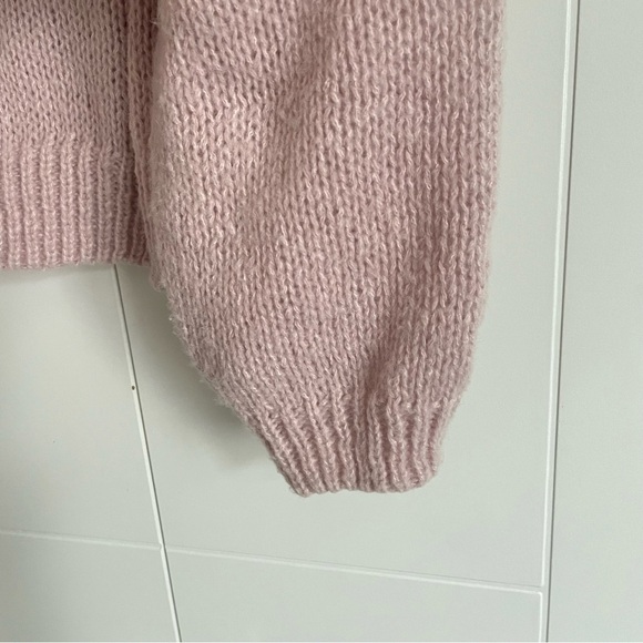 3/$45 Oversized Knit Bubble Sleeve Sweater - Picture 5 of 9